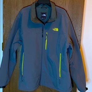 The North Face men’s jacket in XXL   grey with yellow accent. Like new.